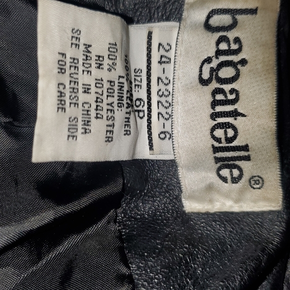 Women jacket - Picture 3 of 4